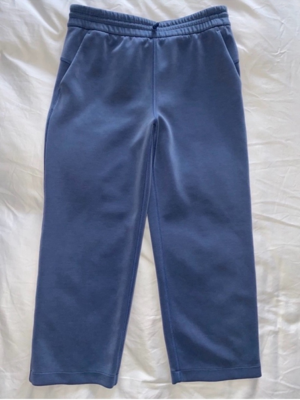 Lululemon Softstreme High-Rise Straight-Leg Cropped Pant Size 6 Oasis Blue